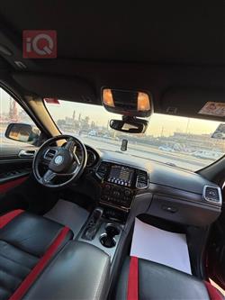 جیپ گراند شیرۆکی